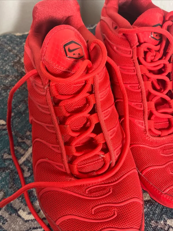 Nike All-Red Mesh Athletic Sneakers - Image 2