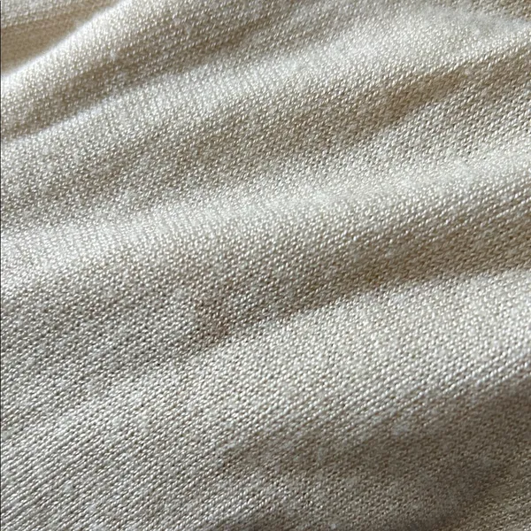 H&M Cream Short Sleeve Women's Tee - Image 6
