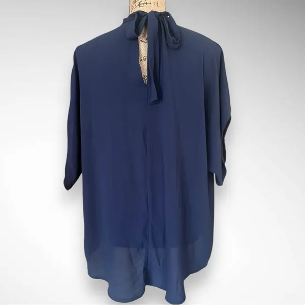 EMERY ROSE Women's Navy Tie Back Batwing Sleeve High-Low Hem Top Large | EUC - Image 6