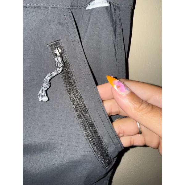 Avalanche Outdoor Supply Co Gray Ripstop Hiking Pants Womens Medium Camp Utility - Image 2