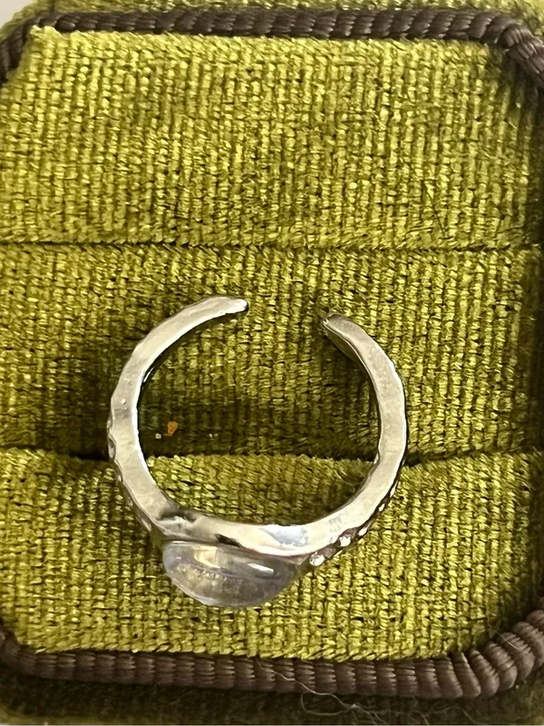Cat Eye Design Gorgeous Gemstone Stainless Steel Silver Open Band Size 6 - Image 3