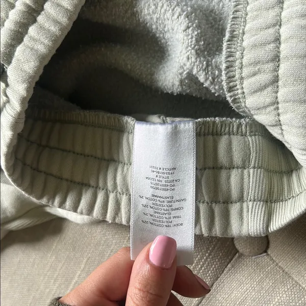 TNA Aritzia Cozy Af Fleece Sweatpants Jogger Sage Green Pockets Size Small - Image 6