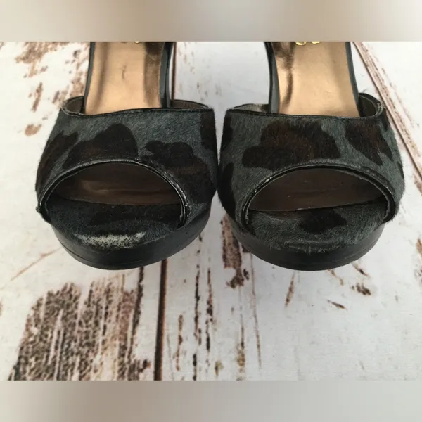 N.Y.L.A. Pony Hair Platform‎ Heel Size 7 - Image 2