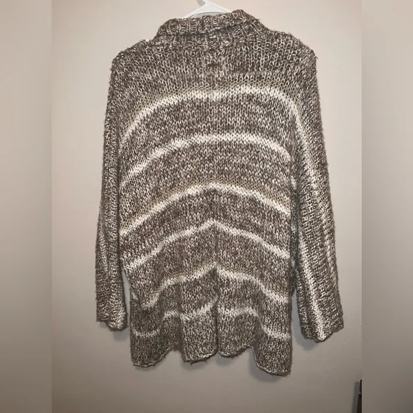Billabong Designers Closet Open Cardigan Size Medium‎ Tan Cream Metallic Knit - Image 2