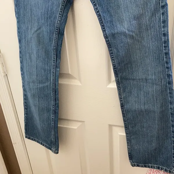 FINAL MARKDOWN Junior 20x wrangler jeans 5/6 x 34 - Image 2