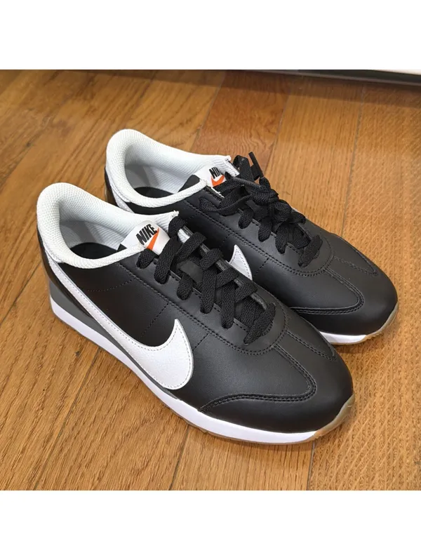 Size 7 US Womens Nike Pacific Leather Retro Black White Sneakers / 5.5 Men’s - Image 4