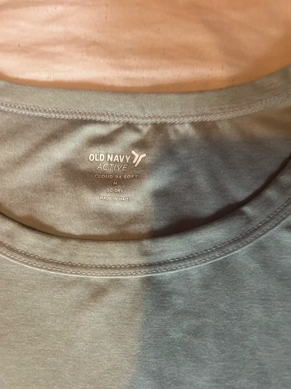 Old Navy Active Top - Image 2