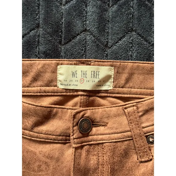 We The Free‎ Brown Faux Suede Skinny Pants Distressed Look Size 27 NWT - Image 3