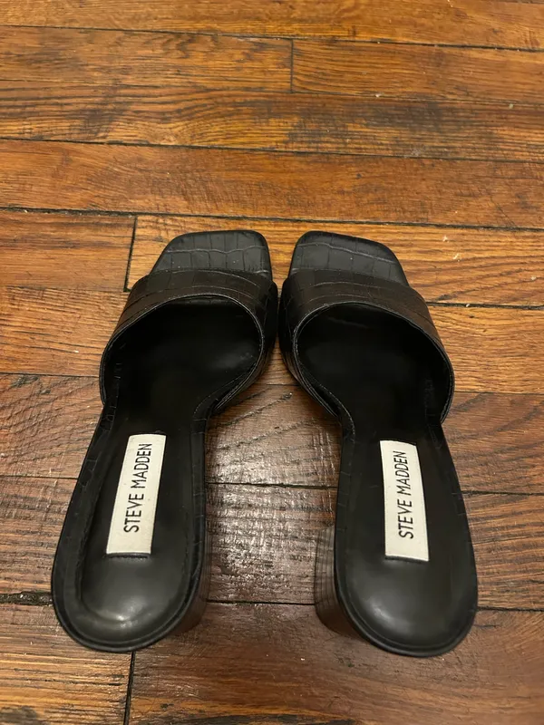 Steve Madden black heels - Image 4
