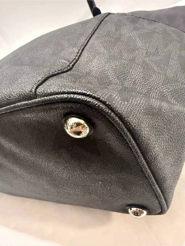 Michael Michael Kors Jet Set Signature Large Pocket Tote – Black / Charcoal - Image 11