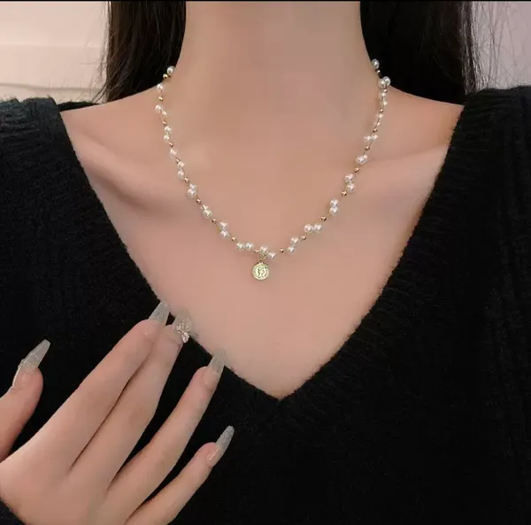 Vintage fashion Gold Plated Pearl Necklace - Image 2