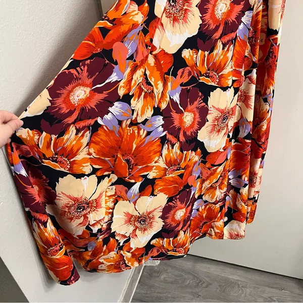 Lulu’s Boldest Blooms Strappy Floral Midi Dress Small - Image 8