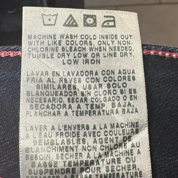 Wranglers Darkwash Jeans Size 9/10‎ - Image 6