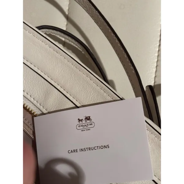 Coach White Pebbled Leather‎ Tote Bag Gold Hardware Crossbody Bag vintage - Image 7