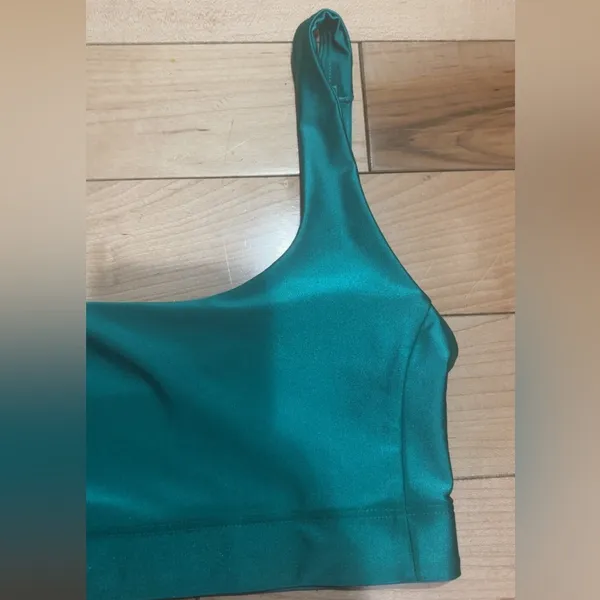 Outdoor Voices Beam Sports Bra - Image 4