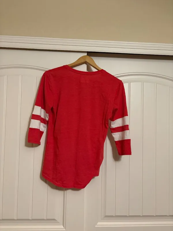 Washington Nationals T Shirt Red Women's Small Majestic 3/4 Striped Sleeves - Image 3