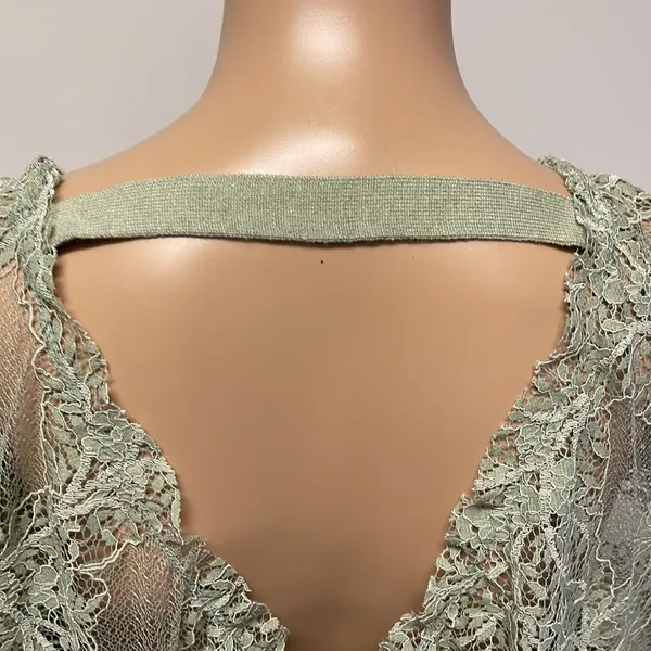 NWOT Fashion Green Sweater Lace Sheer Sleeves & Open Back Lace Design size XL - Image 7