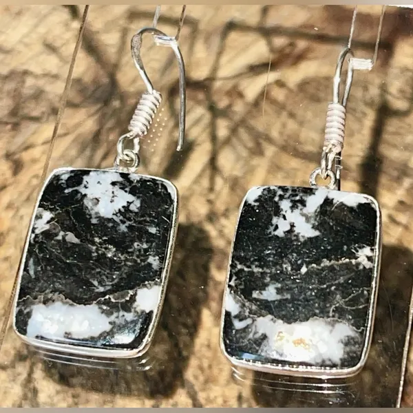 White Bufalo Turquoise Earrings 1 1/2” Black - Image 4