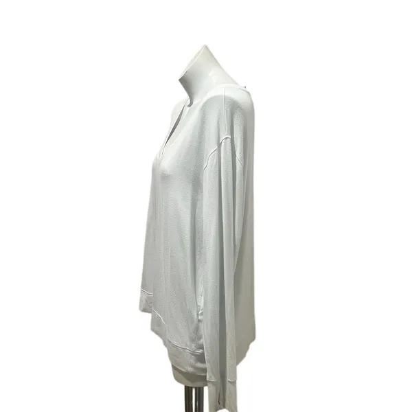 Athleta Women's XL White V-Neck Long Sleeve Relaxed Fit Top - Image 4