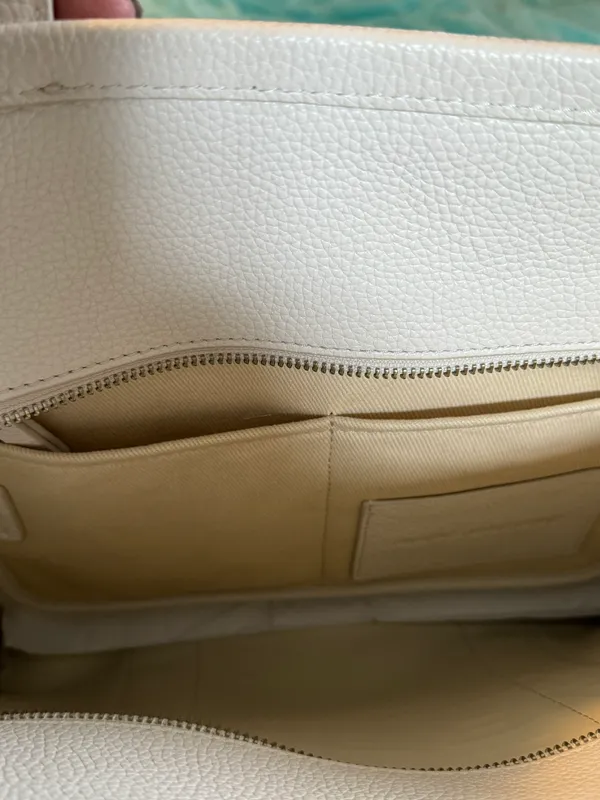 Marc Jacobs Tote - Image 9