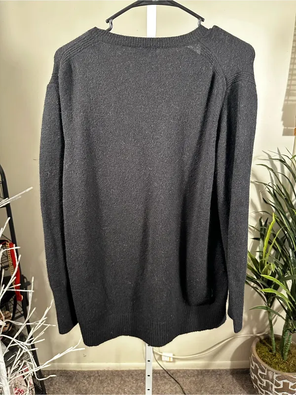 S52. J.Crew Black Merino Wool and Alpaca blend V-Neck Pocket Sweater - Image 4