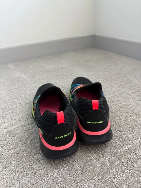 Skechers Synergy Loving Life Black Rainbow Memory Foam Sneakers Womens 6 - Image 3