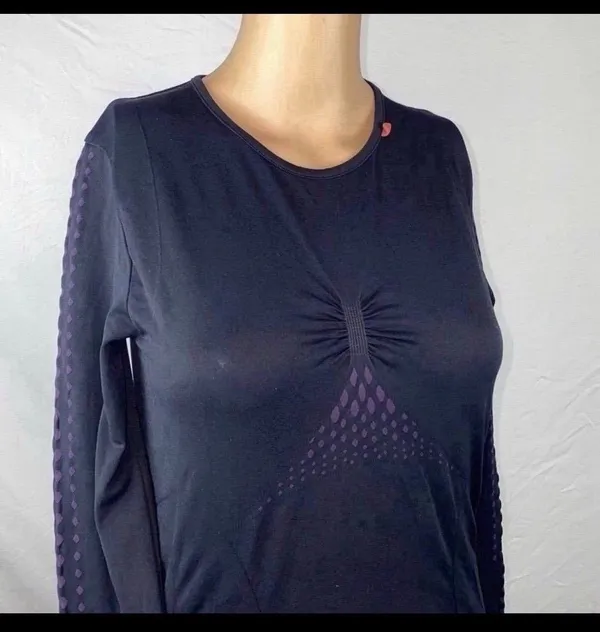 Athletic Long Sleeve Black - Image 8