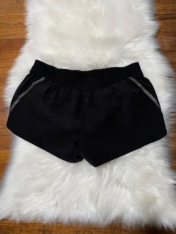Adidas Women's Running Saturday Short - Image 6