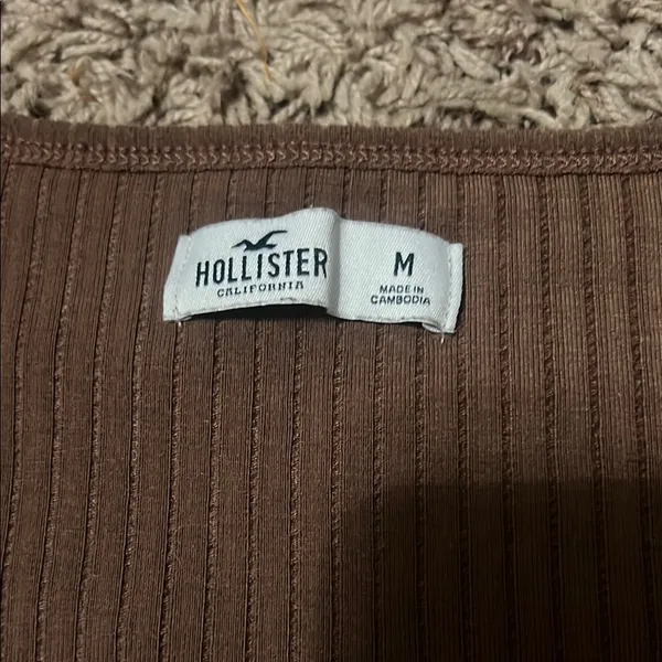 Hollister Brown Ribbed Crop Top - Image 2