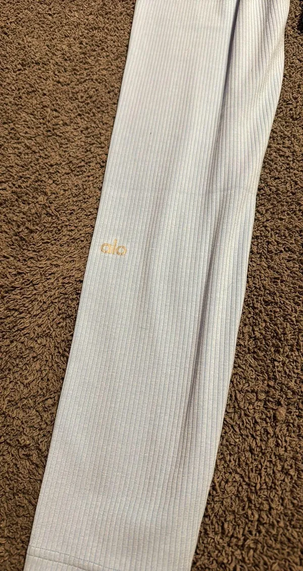 Alo Ribbed High-Waist 7/8 Blissful Legging size medium - Image 7