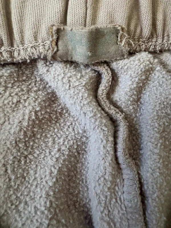 Brandy Melville Rosa Sweatpants - Image 3