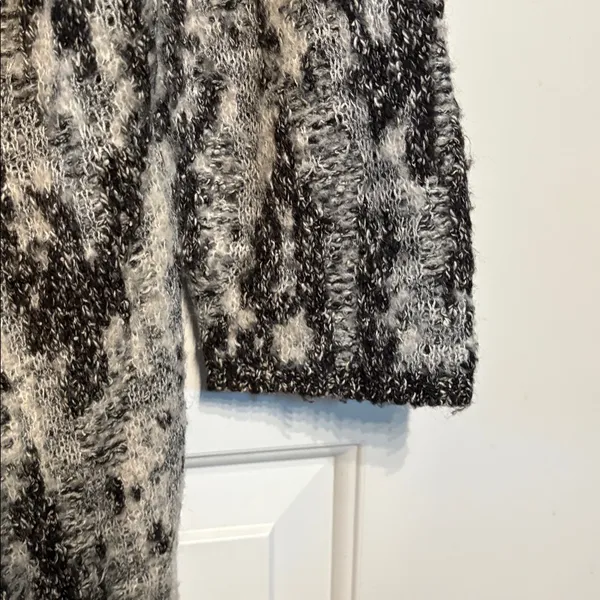 Lucky Brand Black and Gray Women's Cardigan - Image 5
