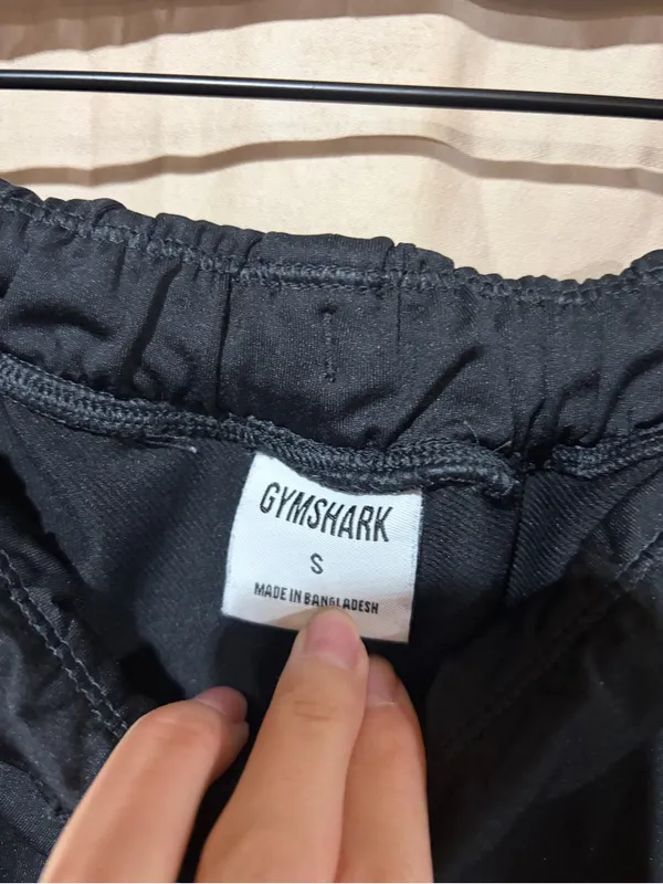 Gymshark shorts - Image 4