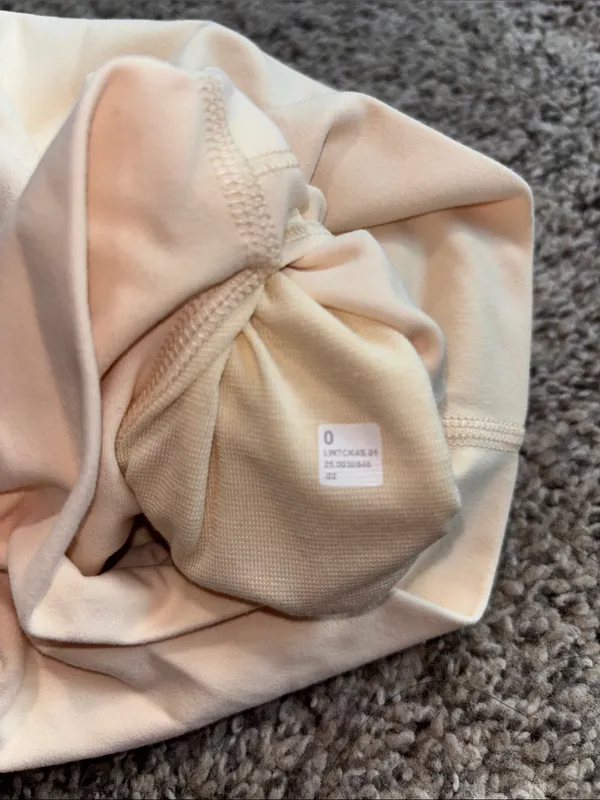 Lululemon Align High-Rise Short 6" Butter Cream size 0 - Image 2