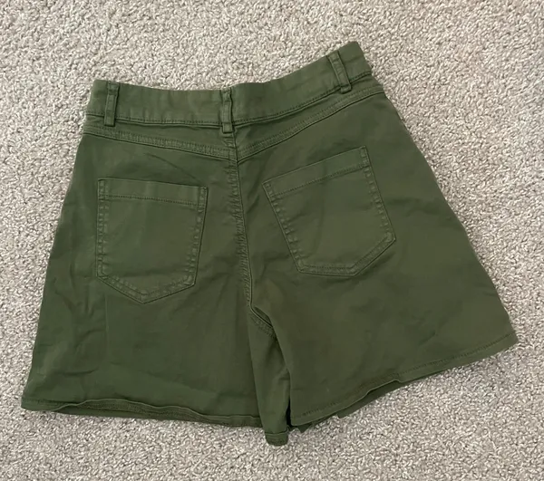 OVS High Waisted Mom Shorts Green Size 2 - Image 2