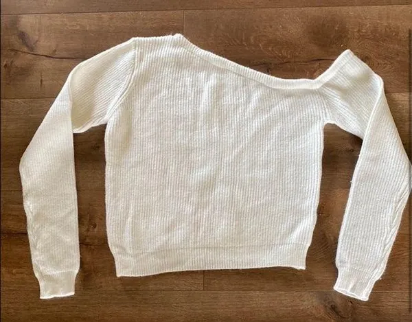 NWOT REVOLVE Ravie One Shoulder Sweater in White - Image 2