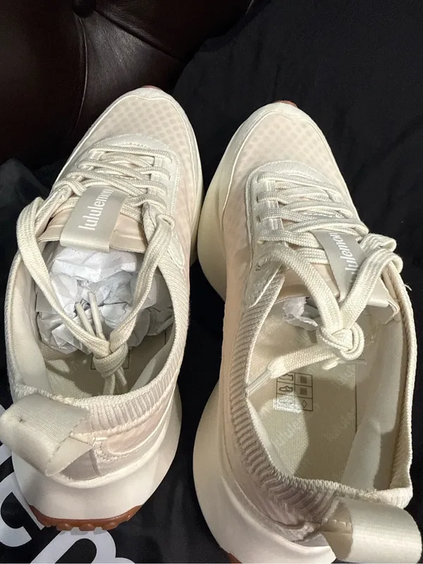 Lululemon CrossCity Sneaker Women’s Size 9 Cream Ivory Walking Shoes EU 41 - Image 7