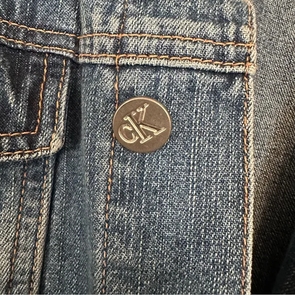 Vintage Women’s Blue Jean Calvin Klein Jacket - Image 3