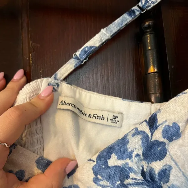 Abercrombie Linen Mini Dress - Image 3