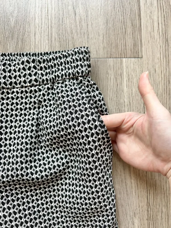 Anthropologie Larkin Jacquard Trouser Pants in Black Motif Size S - Image 5