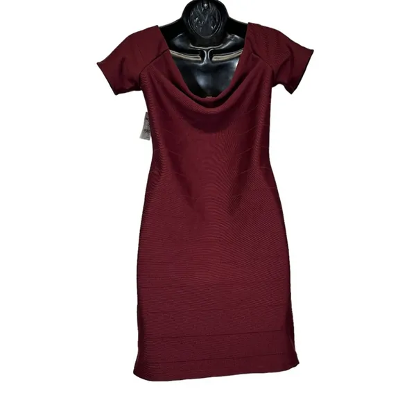 Charlotte Russe Burgundy Off the Shoulder Mini‎ Dress Size M - Image 4