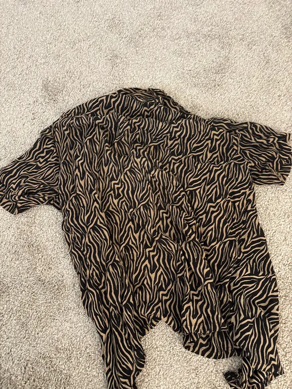 Urban Outfitters zebra button down tee - Image 3