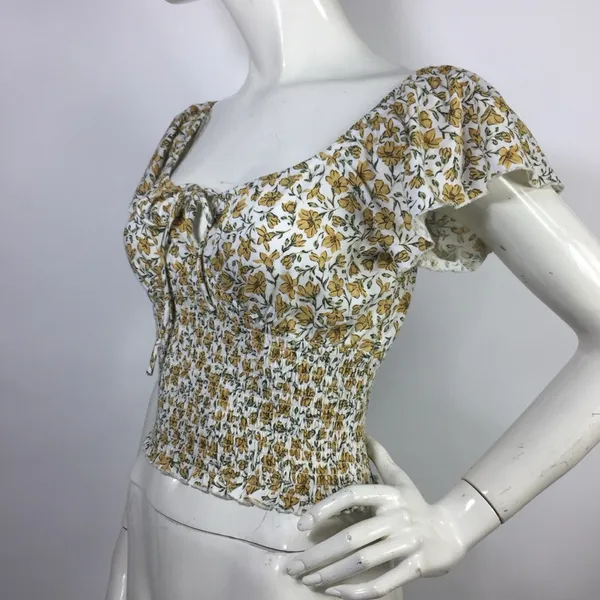 Billabong Smocked Floral Top Size L - Image 14