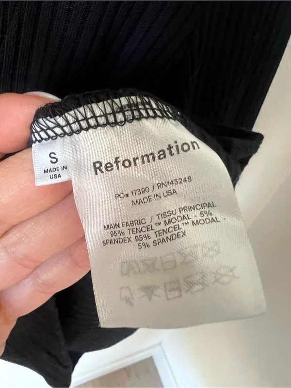 Reformation Jeans Geller Ribbed Knit Cardigan Sweater in Black - Image 6