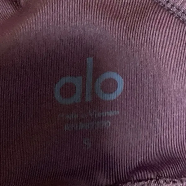 Alo Yoga Togetherness Red Cutout Back Ribbed Knit Padded Sports Bra Top Size S - Image 6