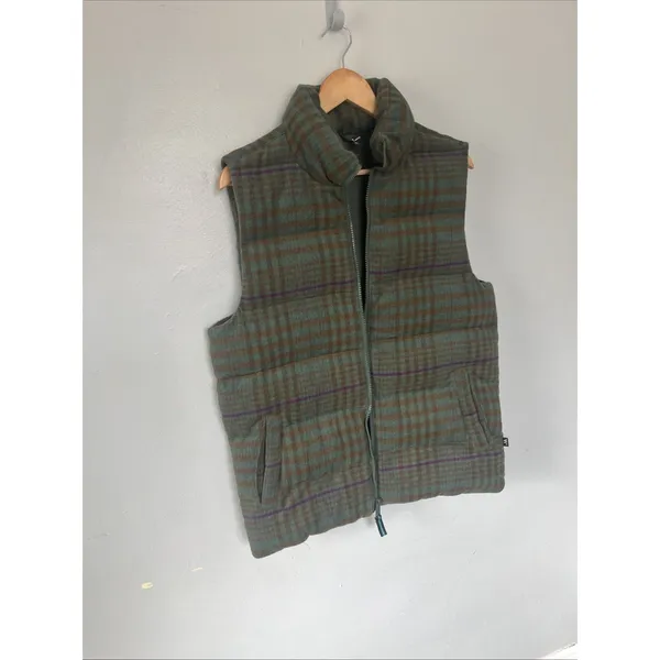 Houston White Adult Puffer Vest Plaid Red Sz Small NWT - Image 2