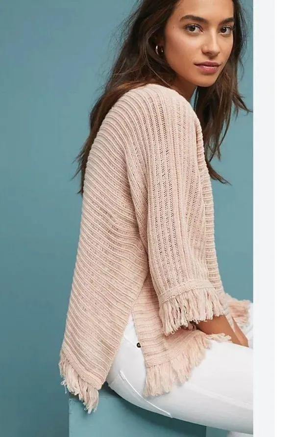 Anthropologie Akemi & Kin Frenchie Fringed Poncho Sweater Pink NEW Size Medium - Image 3