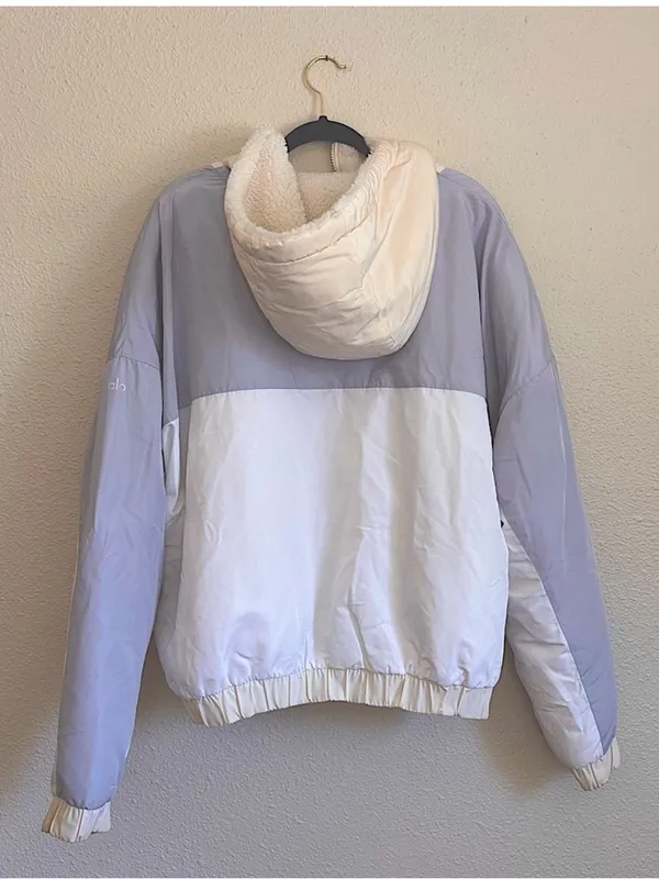 Alo Yoga Duality Reversible Sherpa Jacket - Image 3