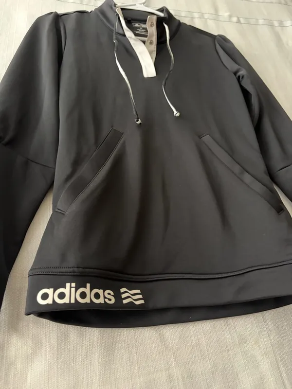 Adidas Golf Black Pullover Hoodie women’s size XS Athletic Top(A504) - Image 6