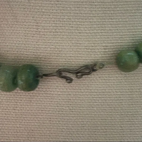 Vintage green alabaster beaded necklace - Image 3